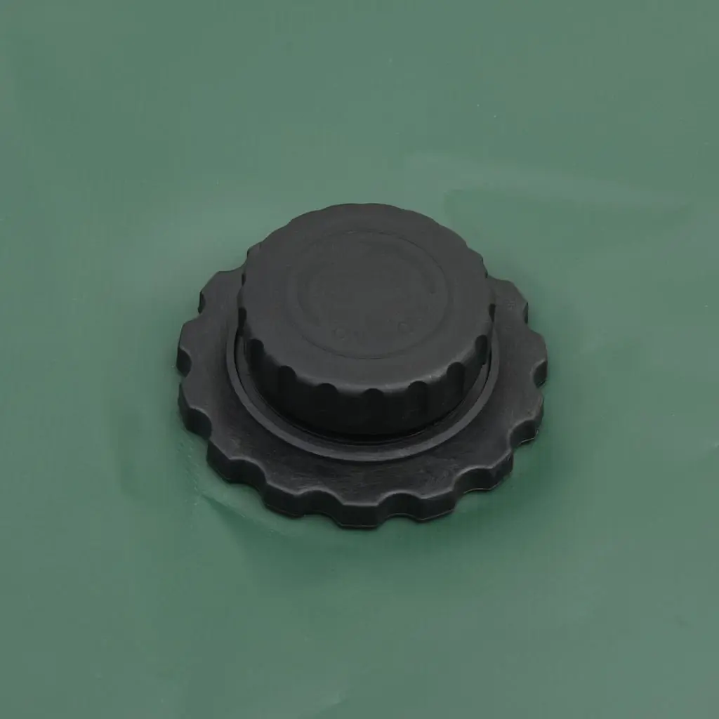 Foldable PVC Water Tank 100L Green Lightweight Garden Watering Storage Container with Tap