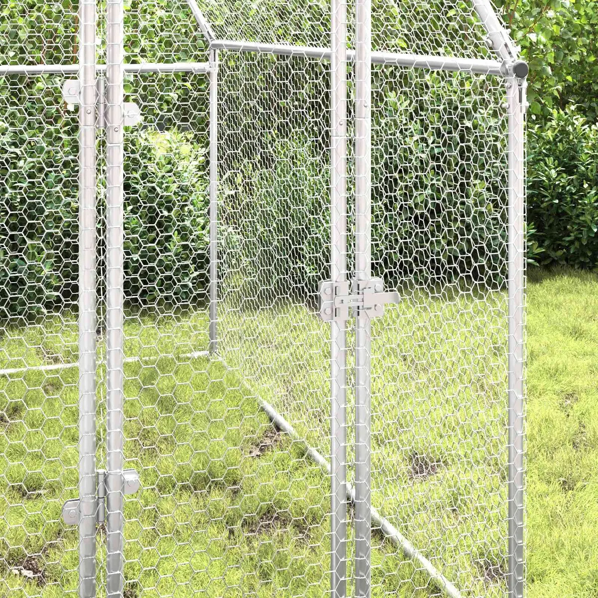 Chicken Cage for Secure Outdoor Living