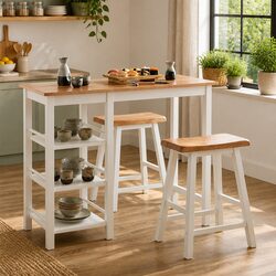 A Versatile Bar Set for Any Home Setting