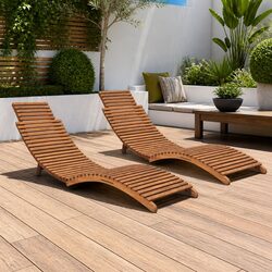 Practical Folding Teak Loungers for Any Outdoor Setting