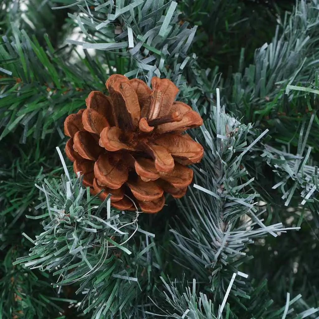 180cm Christmas Tree for Holiday Cheer