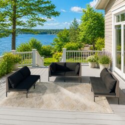 Practical 6-Piece Lounge Set for Your Patio or Garden