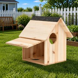 Ideal Squirrel House for Your Outdoor Garden 26x25x29cm