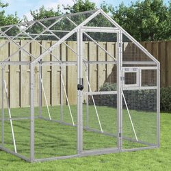 Perfect Bird Aviary for Home Use