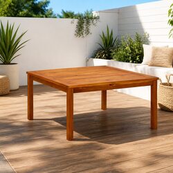 Ideal Coffee Table for Outdoor Gatherings