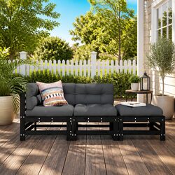 Outdoor Lounge Set Perfect for Family Gatherings