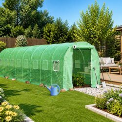 Functional 28m² Greenhouse for Practical Gardening