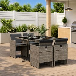 Perfect Outdoor Dining Set for Gatherings and BBQs