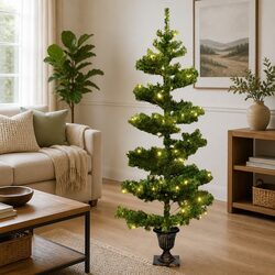 Ideal 120cm Green Christmas Tree for Holiday Gatherings