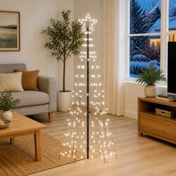 LED Christmas Tree Ideal for Your Outdoor Celebrations