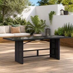 Practical Garden Table for Your Outdoor Gatherings
