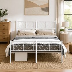 Versatile Metal Bed Frame 150x200 cm for Any Living Space