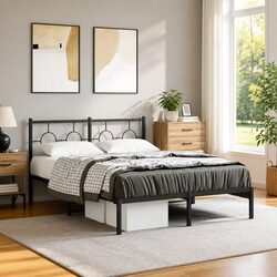 Versatile Metal Bed Frame 135x190 cm for Any Bedroom