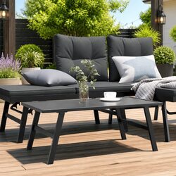 Ideal Garden Coffee Table for Everyday Use