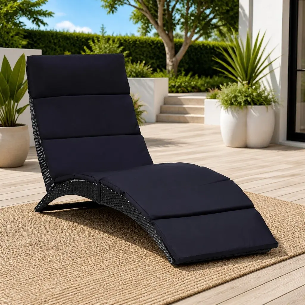 Sun Lounger Outdoor Sunbed Poly Rattan Foldable Garden Patio Relaxing Chair