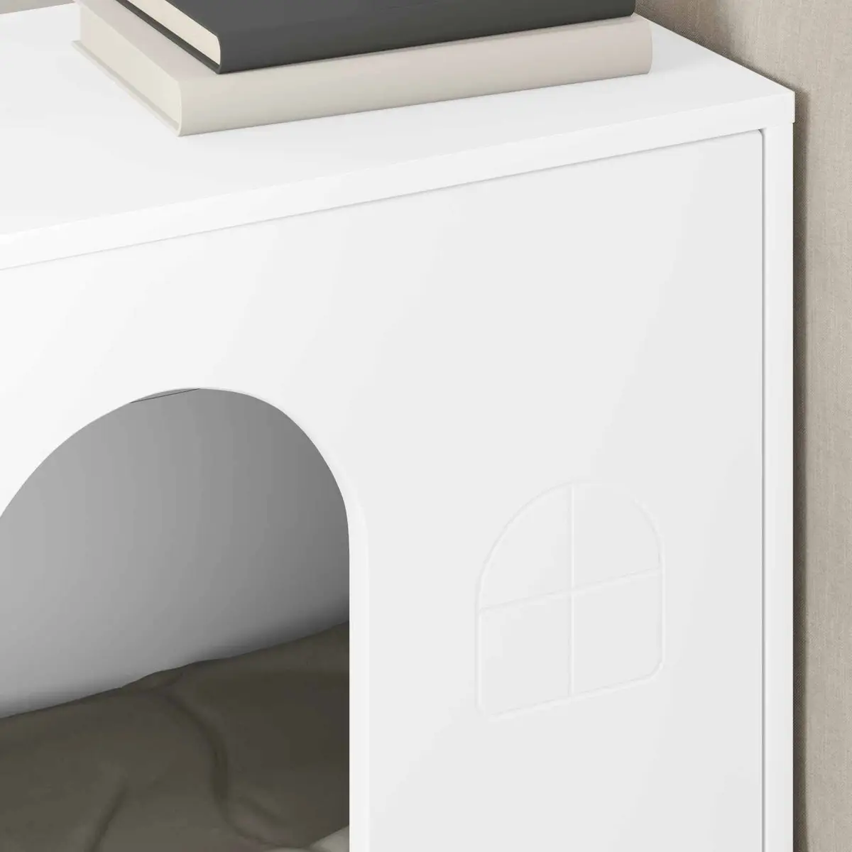 Modern Cat House White 51 x 30 x 52 cm Indoor Kitten Shelter Furniture Hideaway