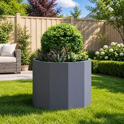 Practical Round Garden Planter for Patios and Balconies
