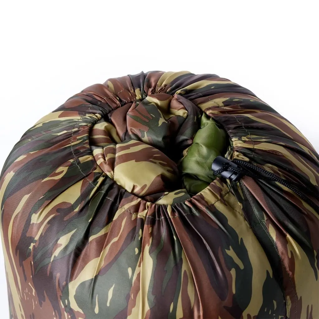 Double Sleeping Bag Polyester 3-4 Season Green with Two Pillows