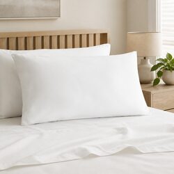 Practical Use of the Hotel Signature Gusseted Pillow