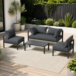 4-Seater Sofa Set: Perfect for Outdoor Gatherings