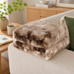 Practical Tie-Dye Blanket: Ideal for Any Living Space, 152cm x 203cm