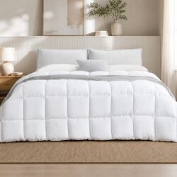 Practical Bamboo Quilt 180x210cm for All Seasons