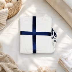 Practical Playsuit for Infants: Snap Closure and Flexible Fit