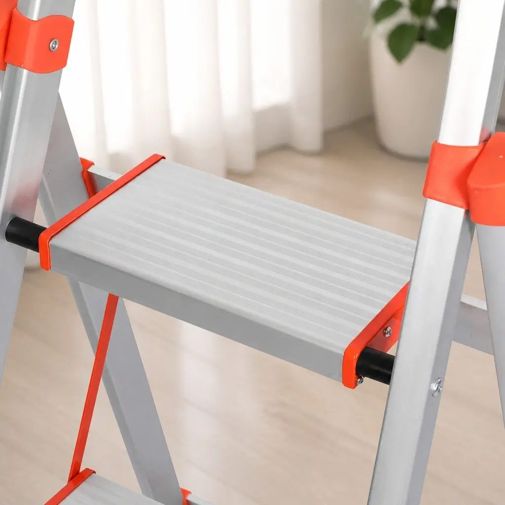 Folding Aluminium Step Ladder Single-Sided 4 Step Portable Silver