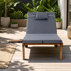 Ideal Sun Lounger for Relaxing in Your Backyard