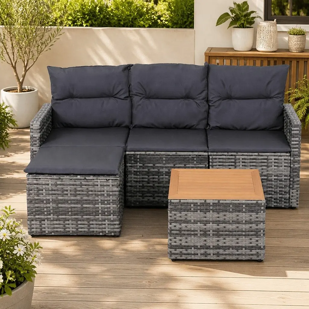 Outdoor Sofa Set for Family Gatherings