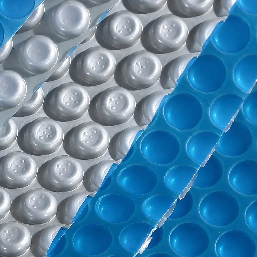 Solar Pool Cover Blue Silver 11m x 4.8m 400 Micron Bubble Heat Retention