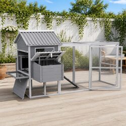 Ideal Chicken Coop and Rabbit Hutch for Everyday Use