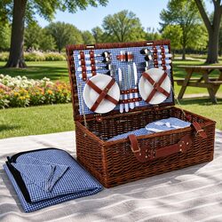 Functional 4 Person Picnic Basket Set for Outdoor Events