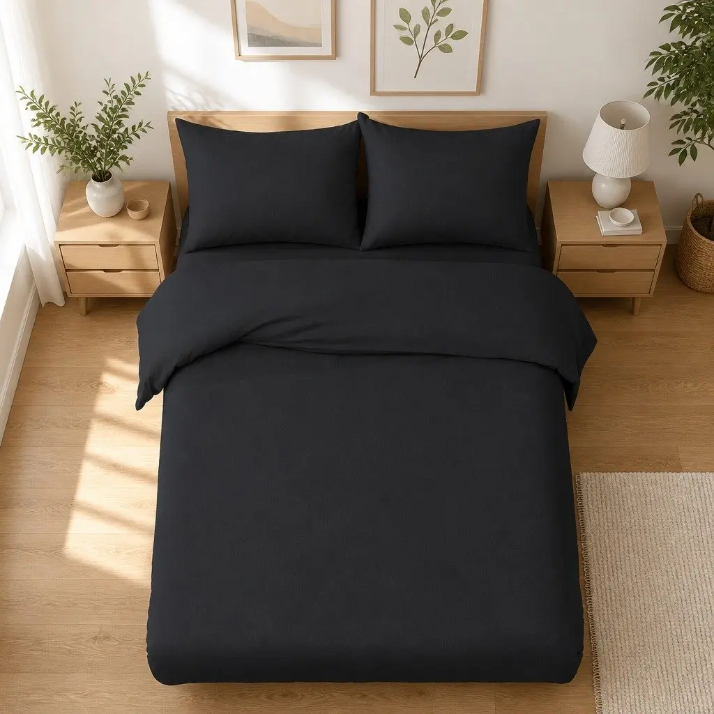 King Quilt Cover Set 3-Piece Duvet Bedding with Pillowcases Black