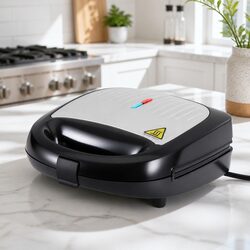 Practical 3-in-1 Sandwich Press for Everyday Cooking