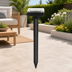 Practical Solar Snake Repellers for Gardens and Farms