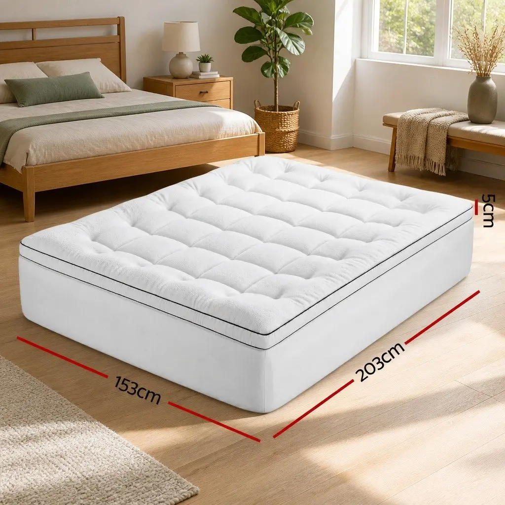 Queen Mattress Topper 5cm Pillowtop Coral Fleece White Baffle Box Stitch