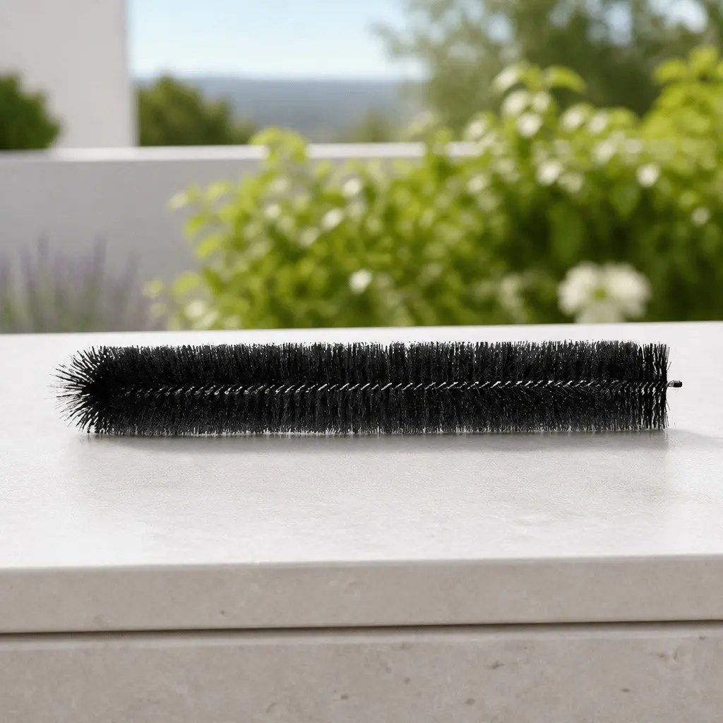 Gutter Guard Brush Black Nylon Leaf Debris Blocker Heavy Duty 10cm Diameter 92cm Length