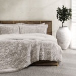 Ardor Faux Fur  3 Piece Comforter Set Queen/King