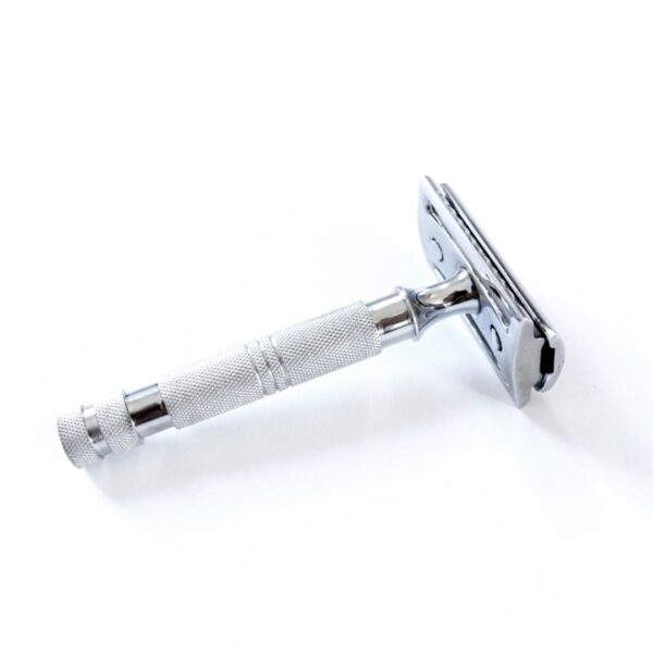 HomeDiscount-Stainless Steel Razor in Black Box