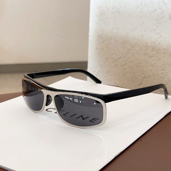 HomeDiscount-Grey Lenses With Black Edges Trendy Curved Sunglasses - Cat Eye Design UV Protec